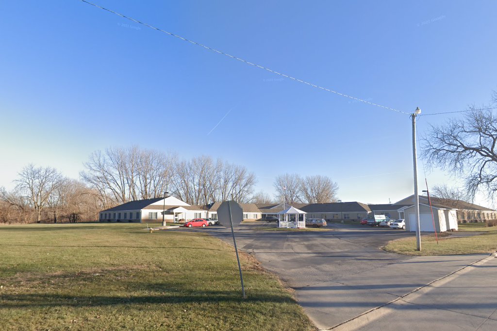 Three Links Apartments