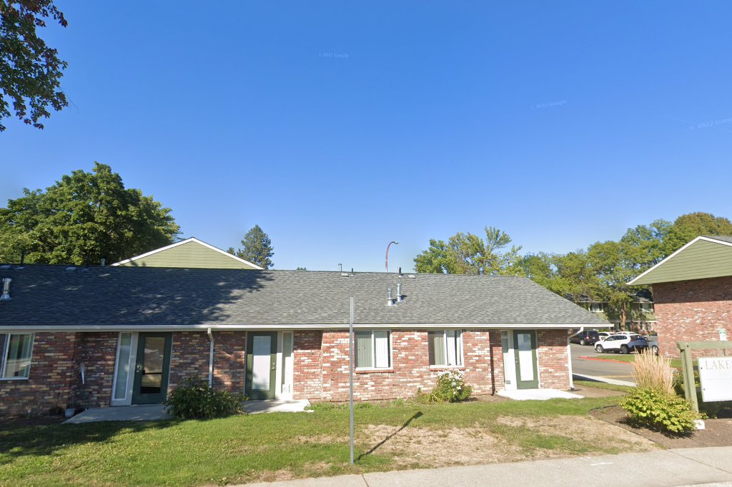 English Village Apartments