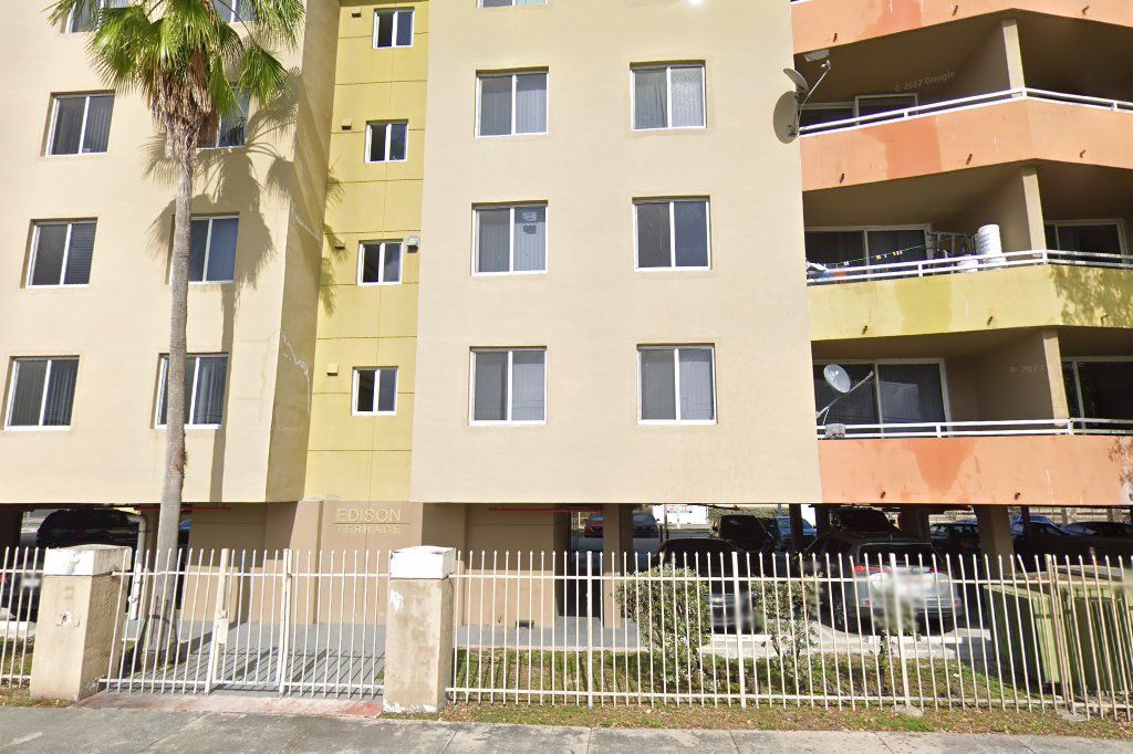 Edison Triplex Apartments