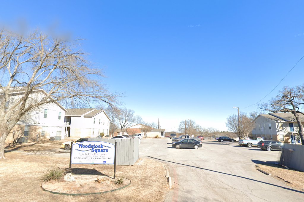 Woodstock Square Apts