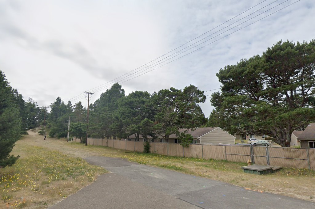 Pines Apartments, The