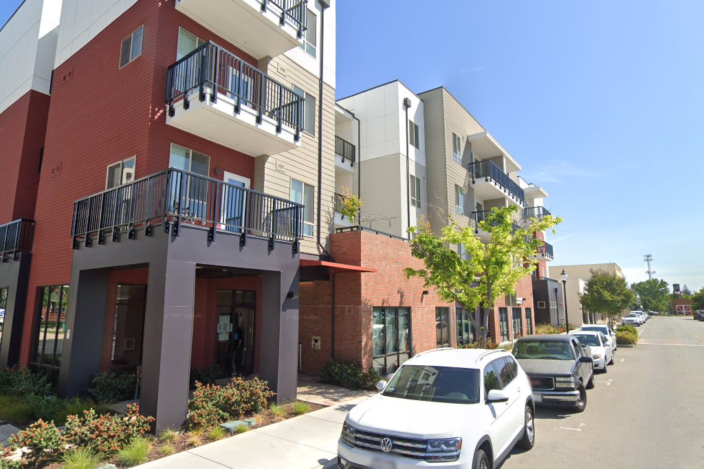 Main Street Plaza Apartments