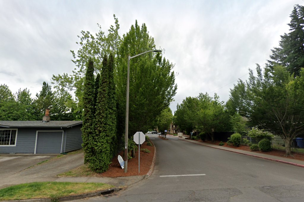 Parkway Village Apartments Salem