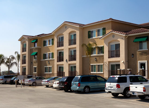 Poplar Street Apartments