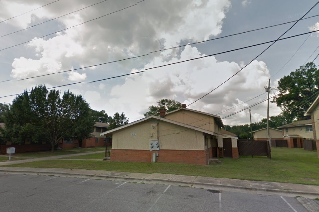 Cross Creek Pointe Apartments