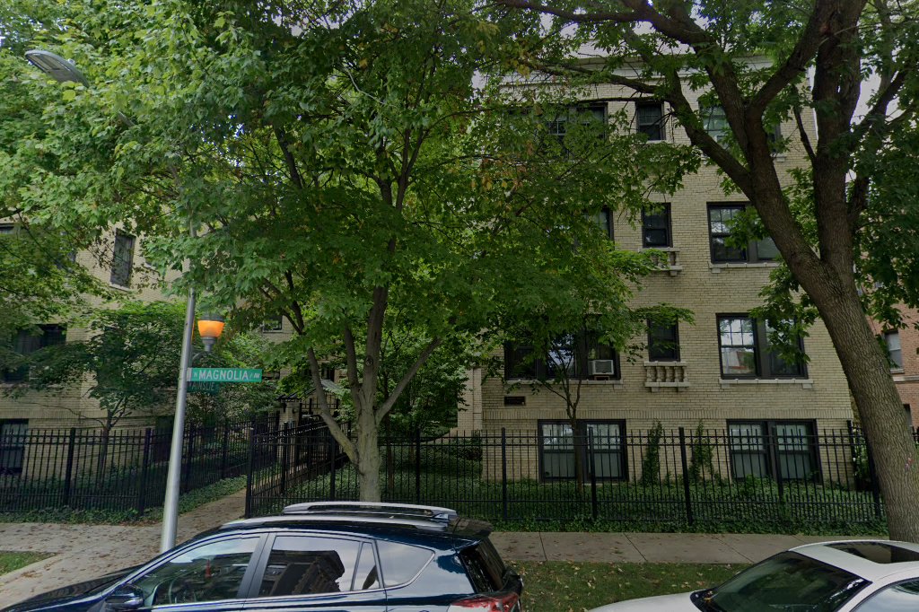 Ainslie Manor Apartments