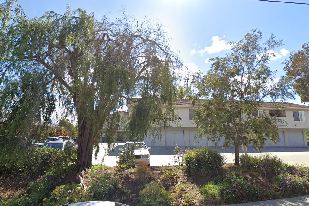 Kalmia Courtyards Senior Apartments