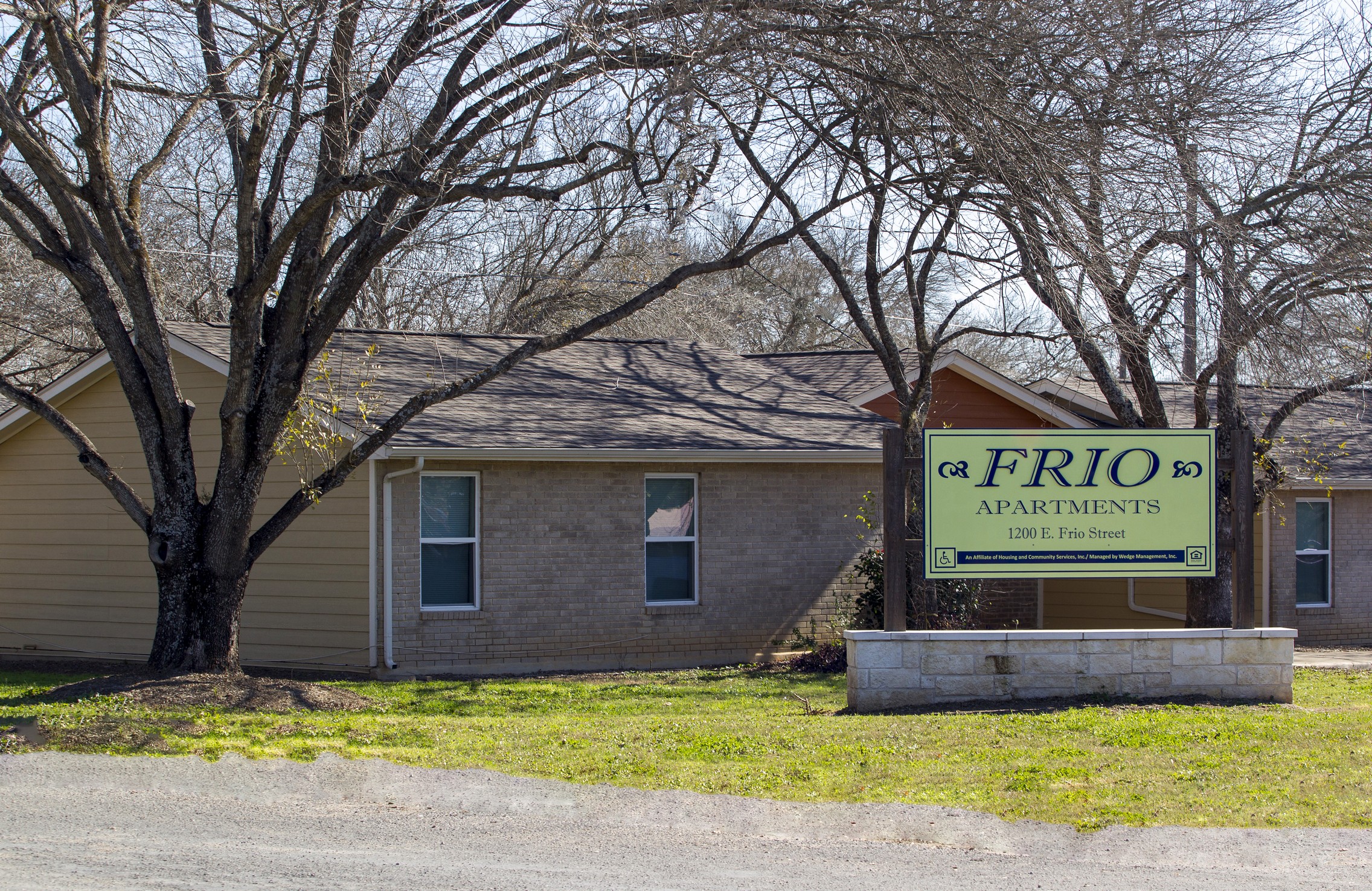 Frio Apartments
