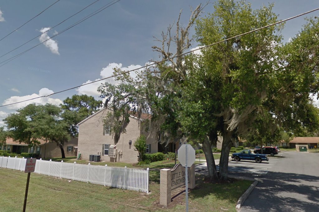 Little Oaks Apartments