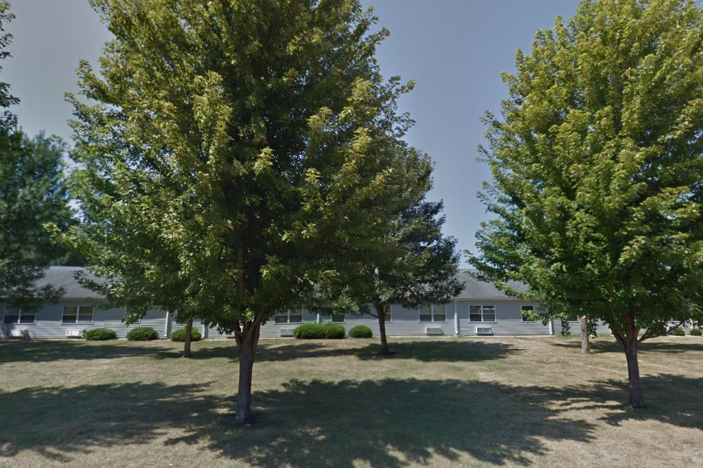 Spoon River Apartments