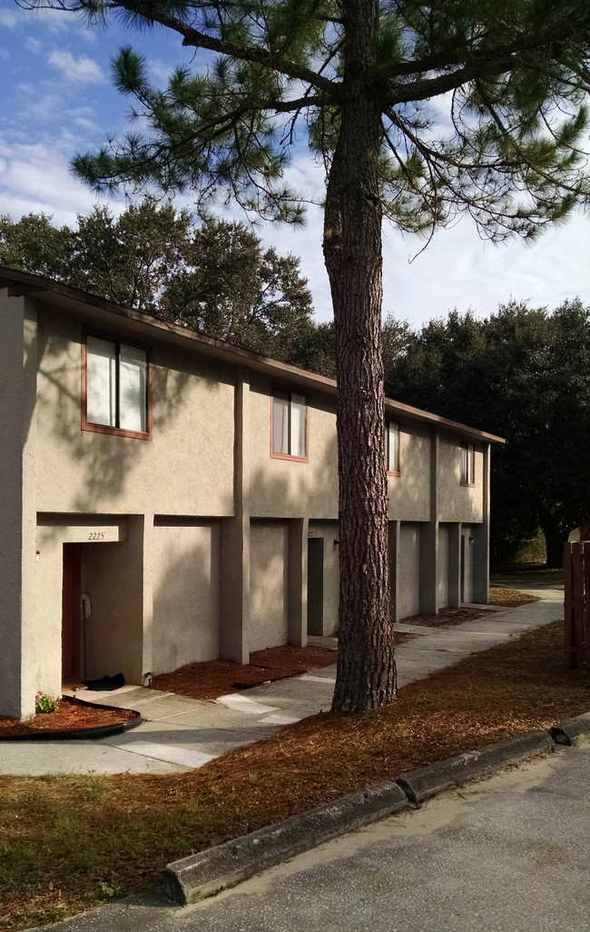 Ridgewood Apartments