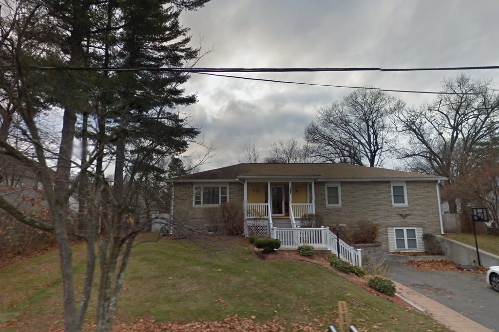 Lloyde  Avenue  Group  Home