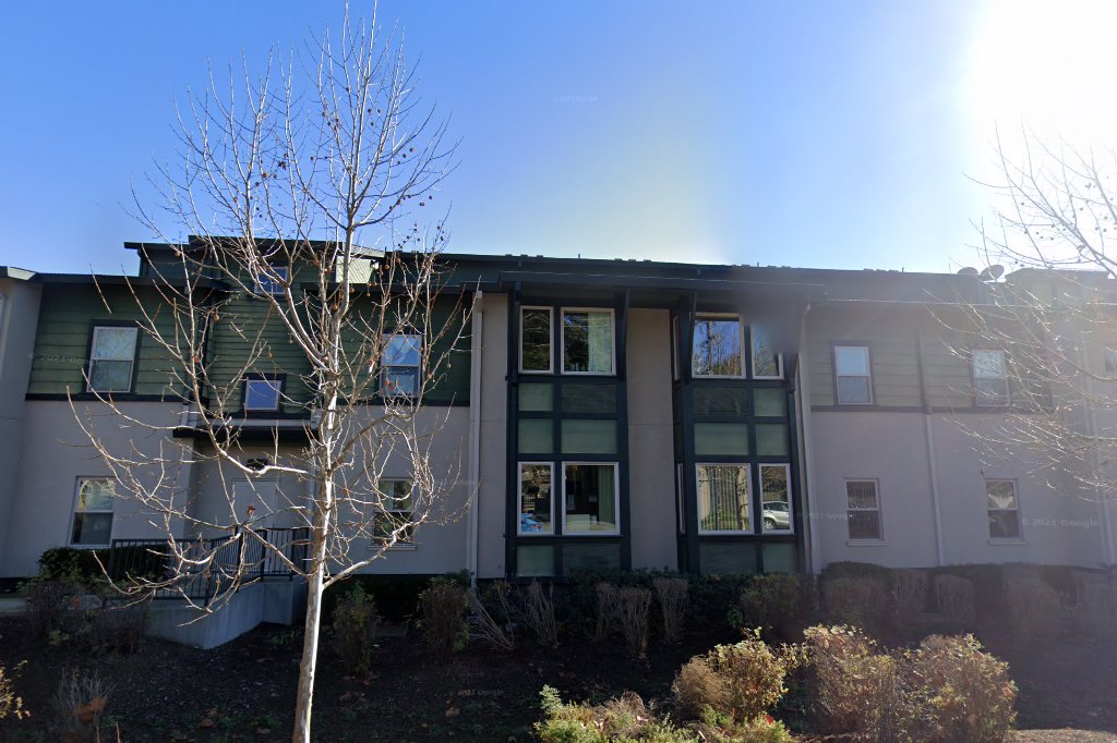 Warner Creek Senior Hsg Novato