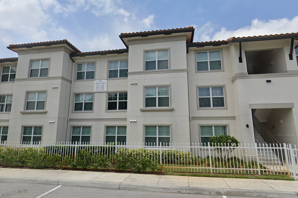 Banyan Court Apartments
