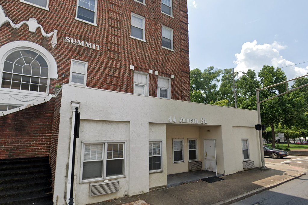 Cleveland Summit Apartments for Seniors