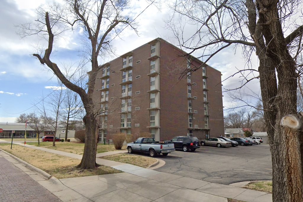 Newton Plaza