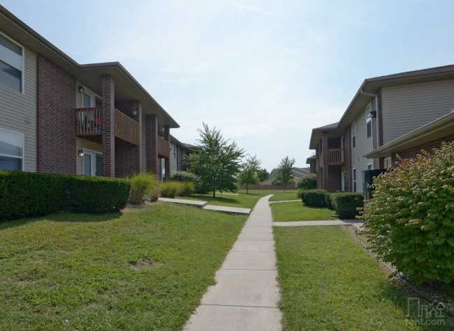 Spring Hill Apartments