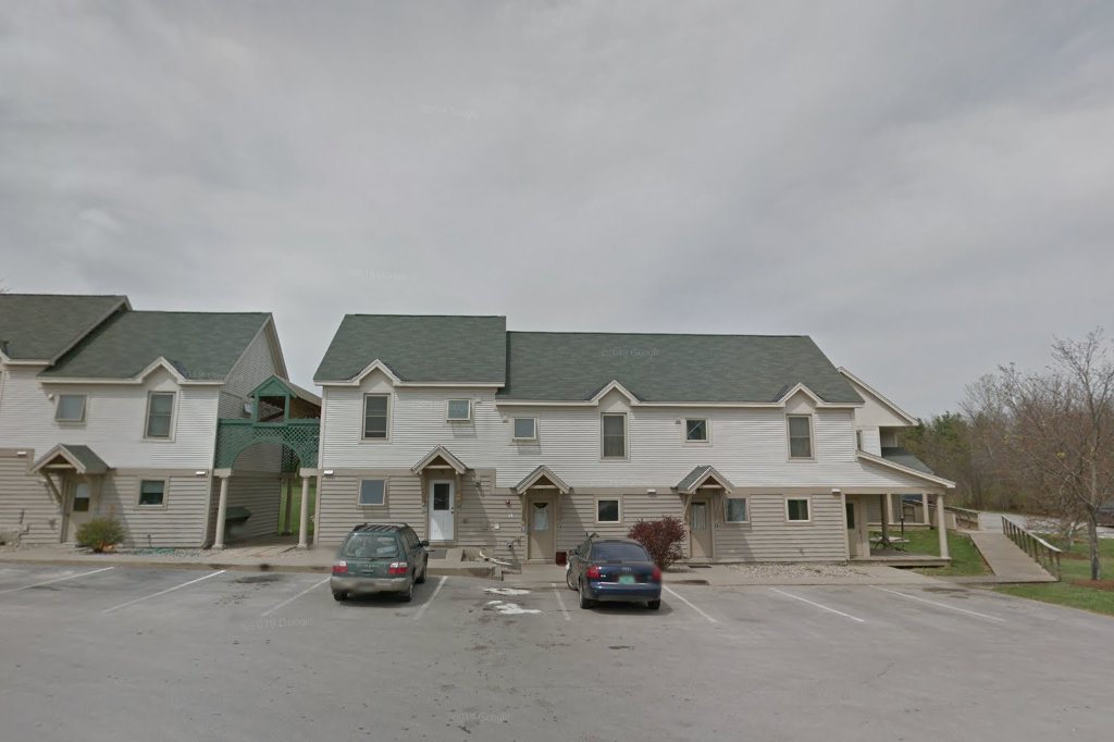 Pine Meadow Apartments - VT