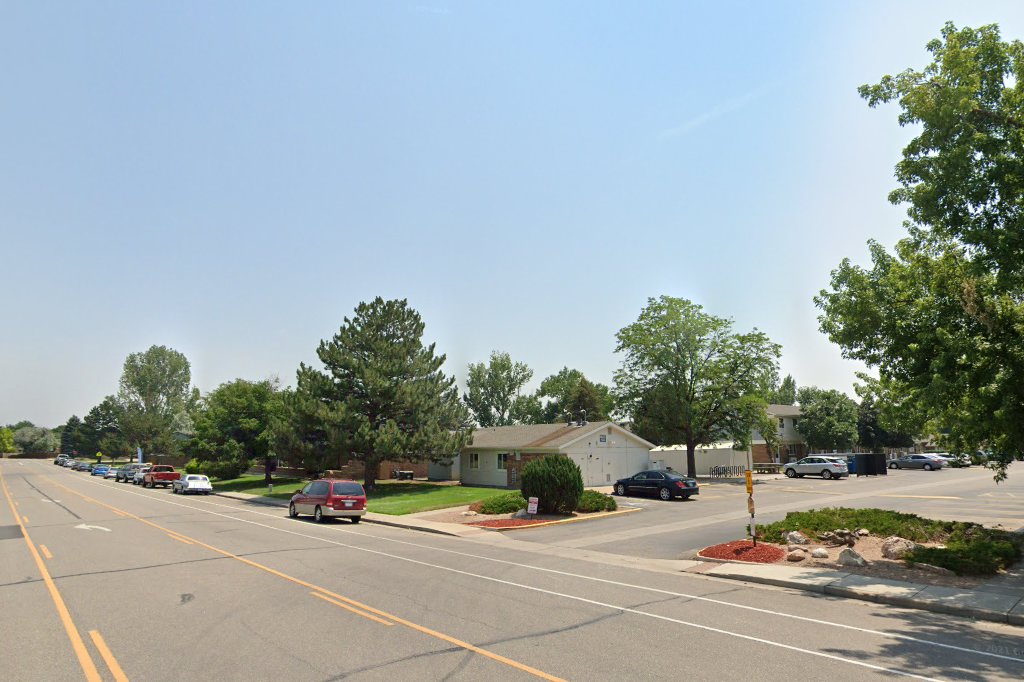 Autumn Lake Apartments