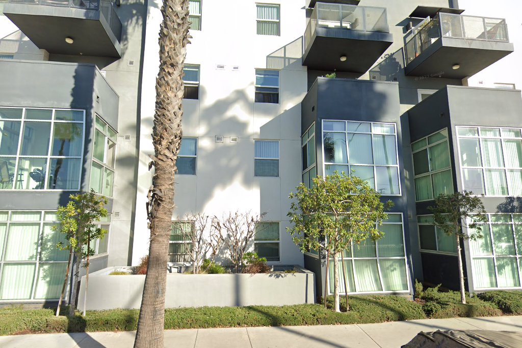 Long Beach & 21st Apartments