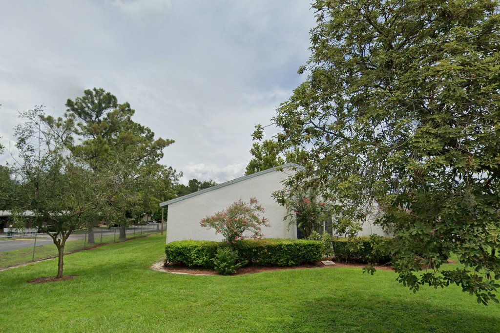 Crystalwood Apartments