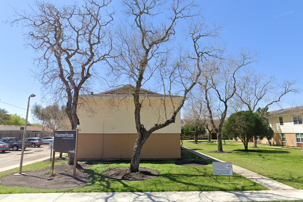 Houston House Apartments