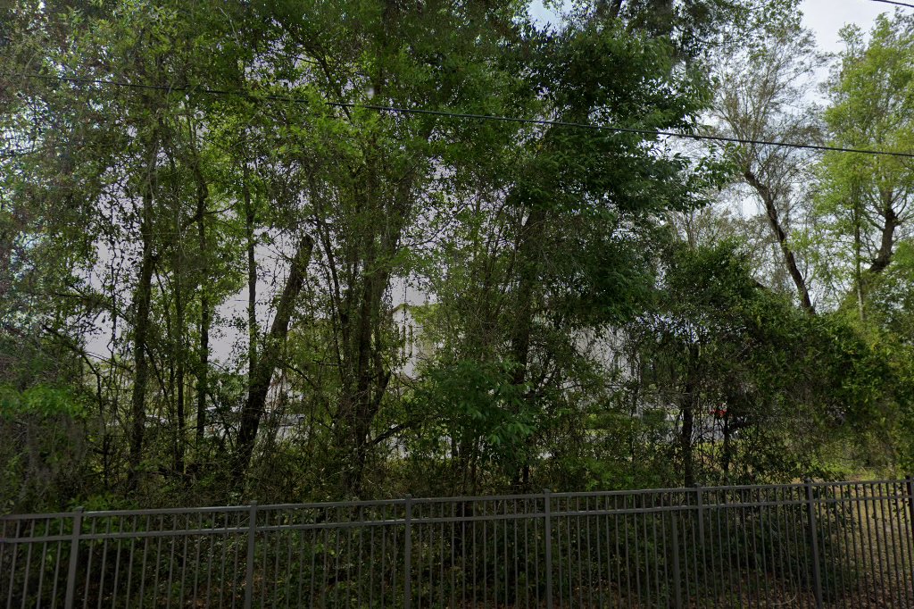 The Pines Apartments